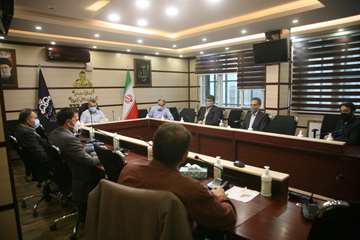 دیدار صمیمی مدیرعامل شرکت نفت مناطق مرکزی ایران با کارکنان ستادی