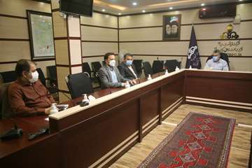 دیدار صمیمی مدیرعامل شرکت نفت مناطق مرکزی ایران با کارکنان ستادی