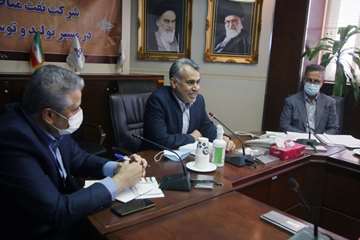 دیدار صمیمی مدیرعامل شرکت نفت مناطق مرکزی ایران با کارکنان ستادی