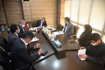 دیدار صمیمی مدیرعامل شرکت نفت مناطق مرکزی ایران با کارکنان ستادی