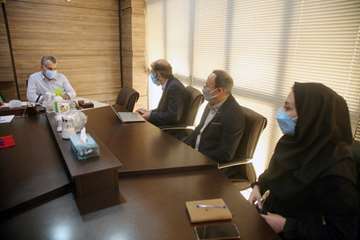 دیدار صمیمی مدیرعامل شرکت نفت مناطق مرکزی ایران با کارکنان ستادی