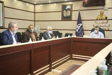 دیدار صمیمی مدیرعامل شرکت نفت مناطق مرکزی ایران با کارکنان ستادی