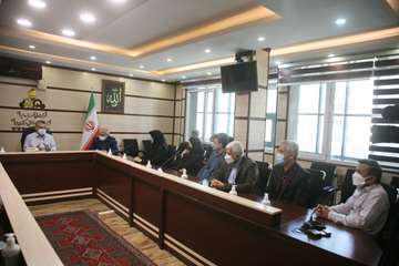 دیدار صمیمی مدیرعامل شرکت نفت مناطق مرکزی ایران با کارکنان ستادی
