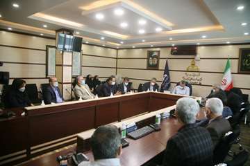 دیدار صمیمی مدیرعامل شرکت نفت مناطق مرکزی ایران با کارکنان ستادی