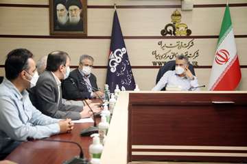 دیدار صمیمی مدیرعامل شرکت نفت مناطق مرکزی ایران با کارکنان ستادی