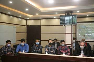 دیدار صمیمی مدیرعامل شرکت نفت مناطق مرکزی ایران با کارکنان ستادی