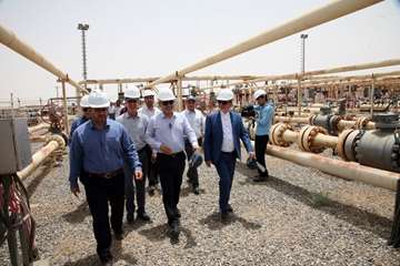 بازدید مدیرعامل شرکت نفت مناطق مرکزی ایران از منطقه عملیاتی سراجه قم