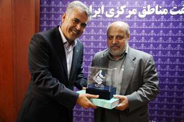 دیدار صمیمانه مدیرعامل نفت مرکزی با مدیران عامل ادوار گذشته این شرکت 