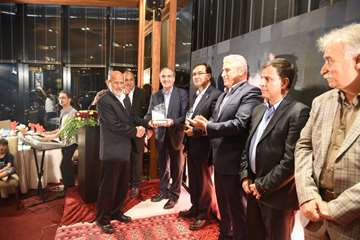 مراسم تقدیر از بازنشستگان شرکت بهره برداری نفت و گاز شرق برگزار شد