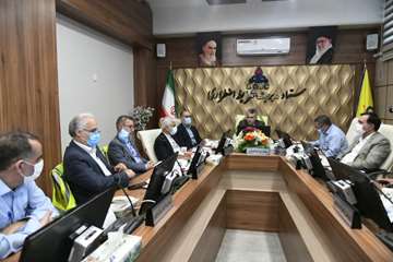 برگزاری نشست با مسئولان پالایشگاه شهید هاشمی نژاد