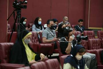 نشست خبری مدیرعامل شرکت نفت مناطق مرکزی ایران در نمایشگاه نفت، گاز، پالایش و پتروشیمی
