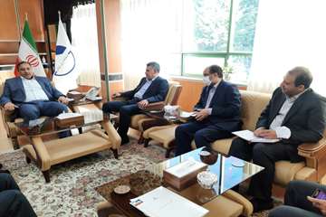 برگزاری نشست مدیرعامل شرکت نفت مناطق مرکزی ایران با استاندار ایلام