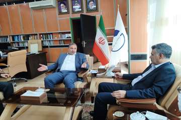 برگزاری نشست مدیرعامل شرکت نفت مناطق مرکزی ایران با استاندار ایلام