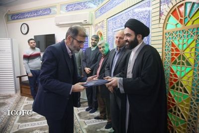 تجلیل از برگزیدگان قرآنی در مسابقات قرآن و اذان پایگاه حضرت ولیعصر (عج) 