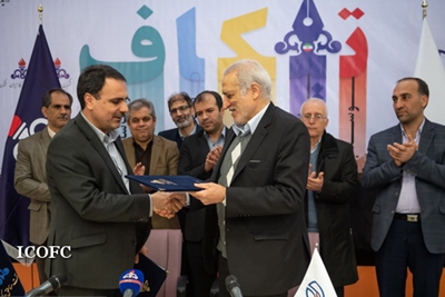 شرکت نفت مناطق مرکزی ۲ قرارداد پژوهشی امضا کرد 